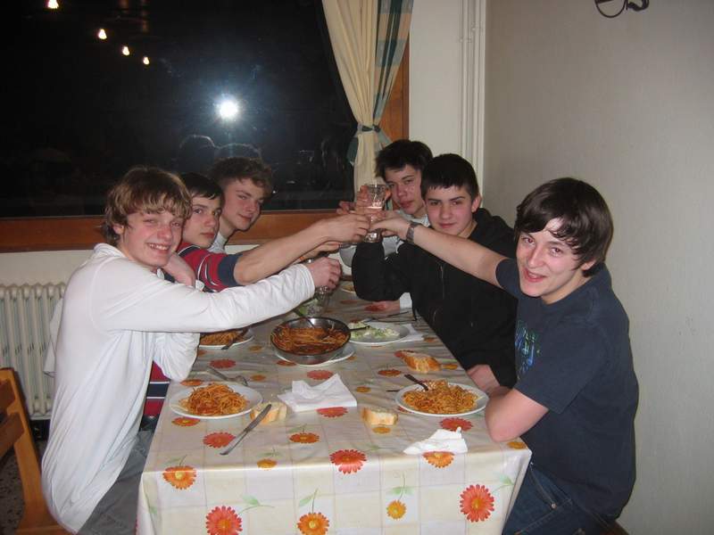 Le dîner avant d'aller vite au lit pour être en forme le lendemain